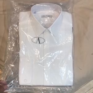 Brand new valentino shirt size 39 15 1/2 (medium)